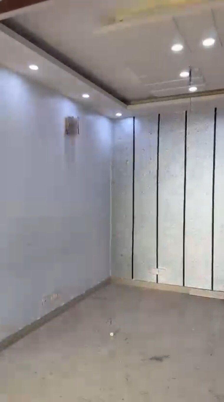 Room, srs-residency 2 Bedroom 906 Sq.Ft. Apartment In Sector 88 Faridabad 9660546