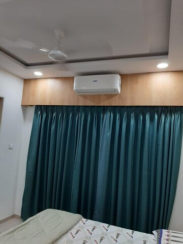 Furnished Amenities in 4 BHK Apartment at JP Decks, Goregaon East – for Rent