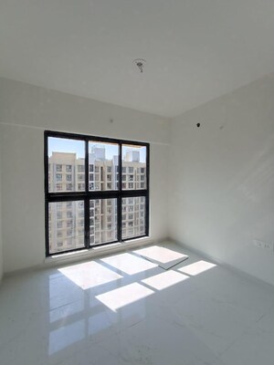 Room in 1.5 BHK Apartment at Runwal Gardens Phase I, Dombivli East – for Sale