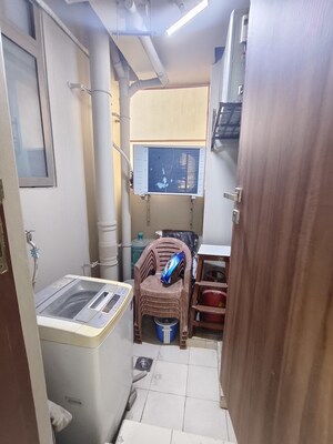 Master Bedroom in 2 BHK Apartment at Sheth Irene, Malad West – for Rent