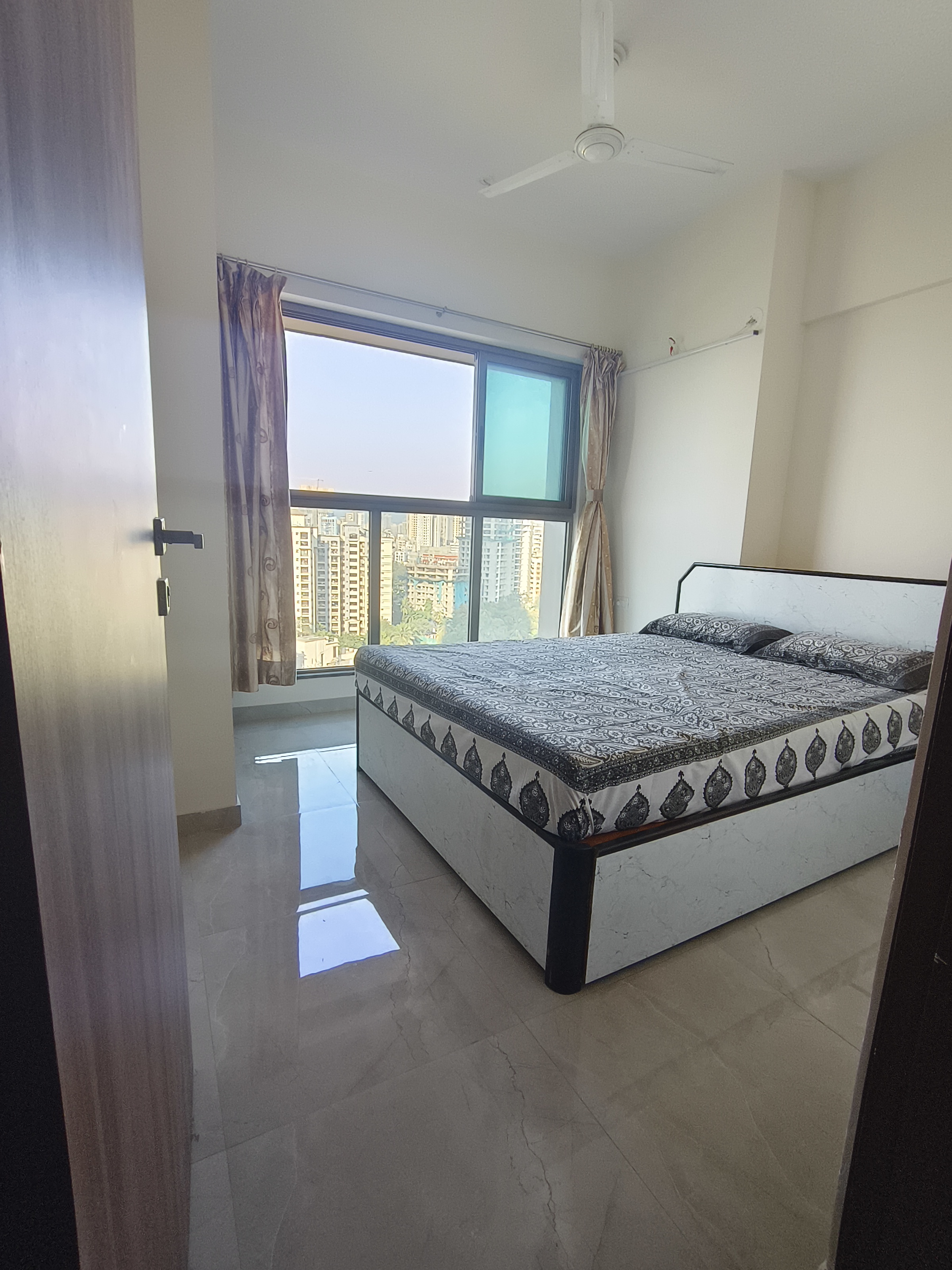 2 BHK + Extra Room 634 Sq.Ft. Apartment in Sheth Irene