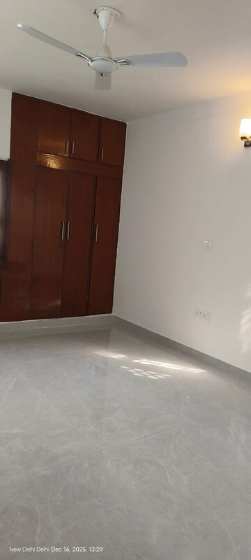 Room in 1 BHK Apartment at Dwarka – for Sale