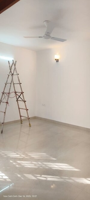 Room in 1 BHK Apartment at Dwarka – for Sale