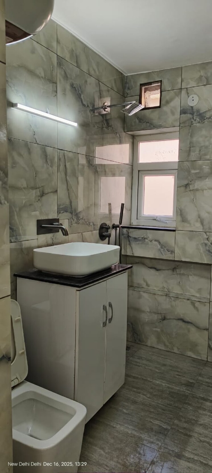 Bathroom, dwarka 1 Bedroom 550 Sq.Ft. Apartment In Dwarka Delhi 9660754