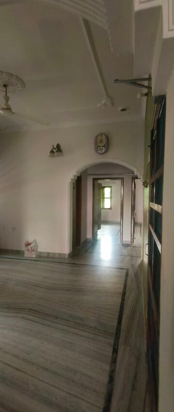 2 BHK Independent House For Rent in Banjarawala