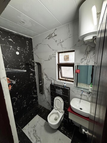 Master Bedroom in 2 BHK Independent House at Panditwari – for Rent