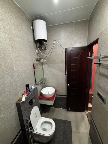 Master Bedroom in 2 BHK Independent House at Panditwari – for Rent