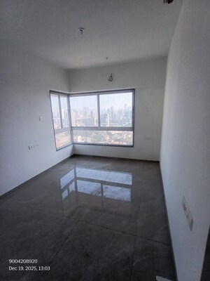 Bedroom in 3 BHK Apartment at Dadar West – for Rent