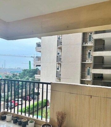 4 BHK Apartment For Rent in Amrapali Heartbeat City, Sector 107