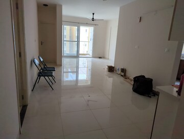 Room in 2 BHK Apartment at Salarpuria Sattva Exotic, Kogilu – for Rent