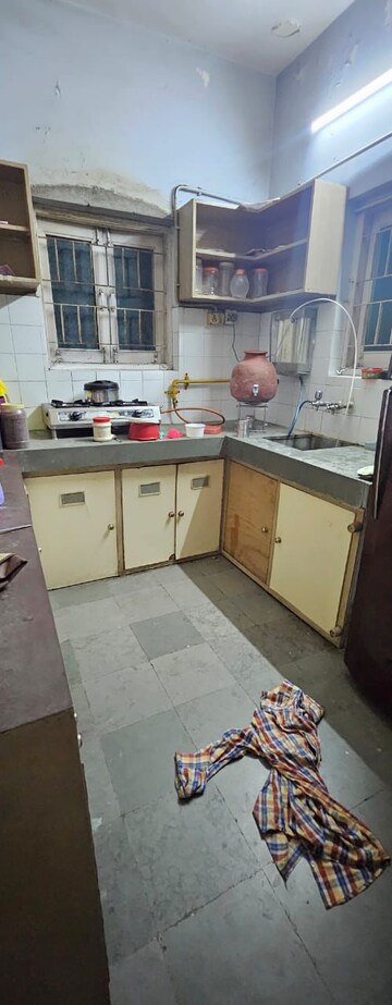 Kitchen in 2 BHK Apartment at Nehru Nagar – for Rent