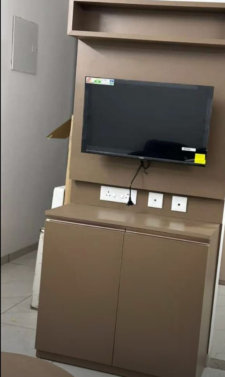 undefined, gomti nagar 2 Bedroom 1200 Sq.Ft. Apartment In Gomti Nagar Lucknow 9660926