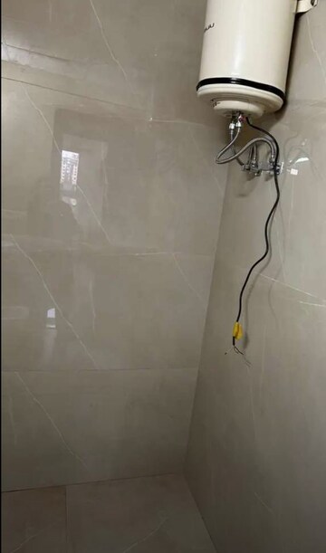 Bathroom in 2 BHK Apartment at Gomti Nagar – for Rent