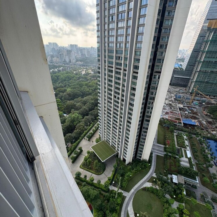 Balcony, oberoi-realty-esquire 3 Bedroom 1366 Sq.Ft. Apartment In Gokuldham Colony Mumbai 9660919