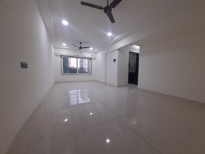 2 BHK Apartment For Rent in Goregaon West