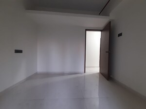 Room in 2 BHK Apartment at Goregaon West – for Rent