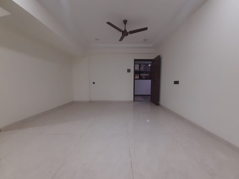 Room, goregaon west 2 Bedroom 780 Sq.Ft. Apartment In Goregaon West Mumbai 9660957