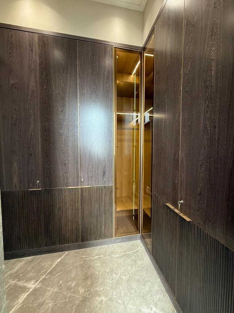 Room, gadaipur 5 Bedroom 1622 Sq.Ft. Villa In Gadaipur Delhi 9660962