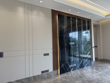 Building Lobby in 5 BHK Villa at Gadaipur – for Sale