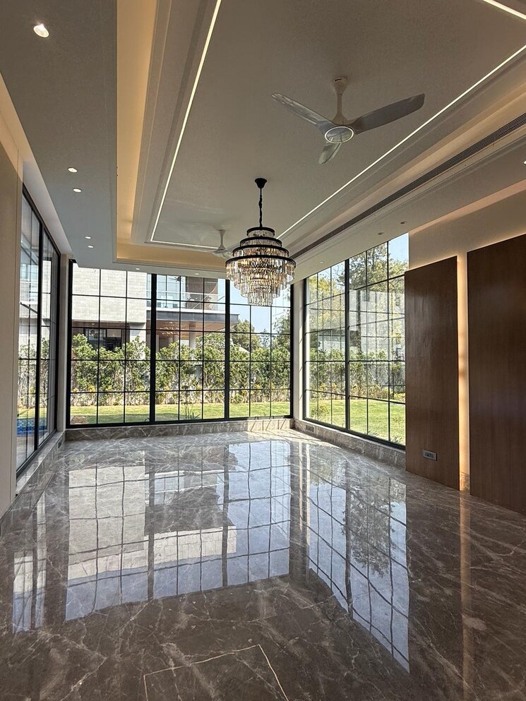 undefined, gadaipur 5 Bedroom 1622 Sq.Ft. Villa In Gadaipur Delhi 9660962