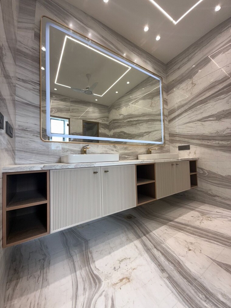 Bathroom, gadaipur 5 Bedroom 1622 Sq.Ft. Villa In Gadaipur Delhi 9660962