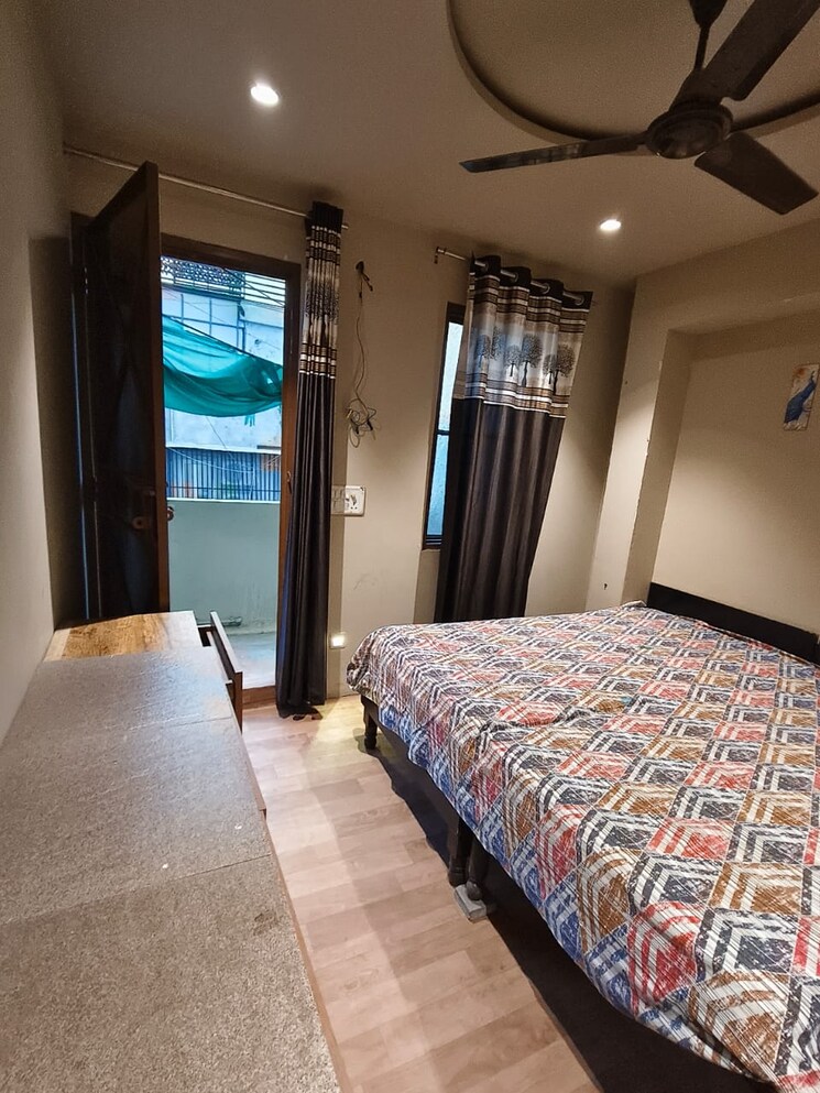 Bedroom, malviya nagar 1 RK 300 Sq.Ft. Builder Floor In Malviya Nagar Delhi 9660988