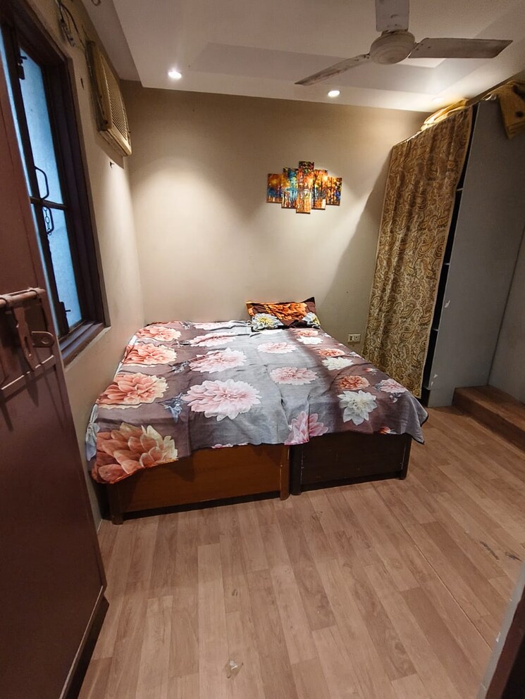 Bedroom, malviya nagar 1 RK 300 Sq.Ft. Builder Floor In Malviya Nagar Delhi 9660988