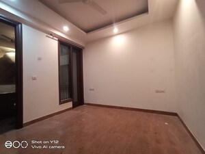 Room in 4 BHK Builder Floor at Greater Kailash I – for Rent