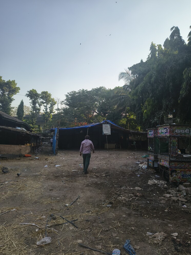 Exterior View, chembur Commercial Industrial Plot 2000 Sq.Yd. In Chembur Mumbai 9661029