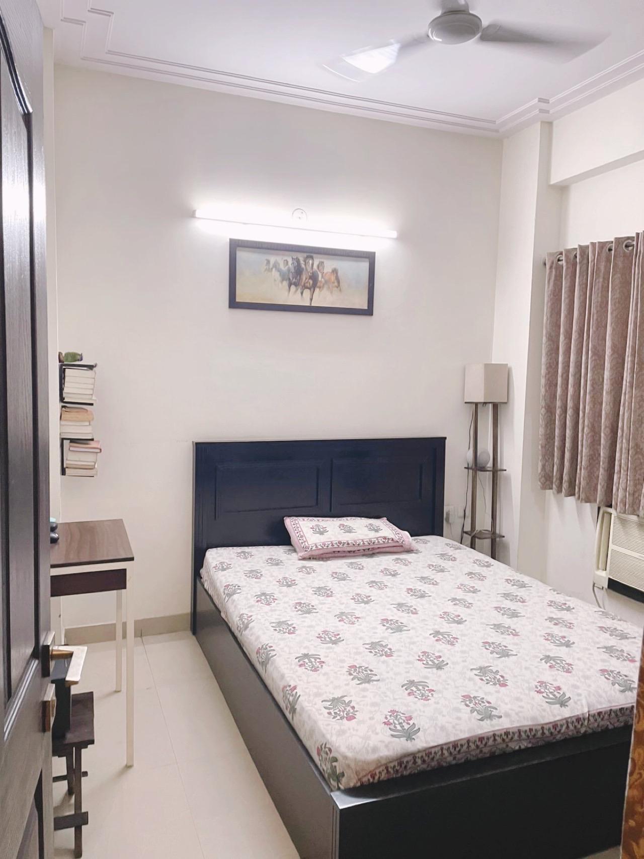 3.5 BHK + Servant Room Apartment For Rent in Gardenia Gateway