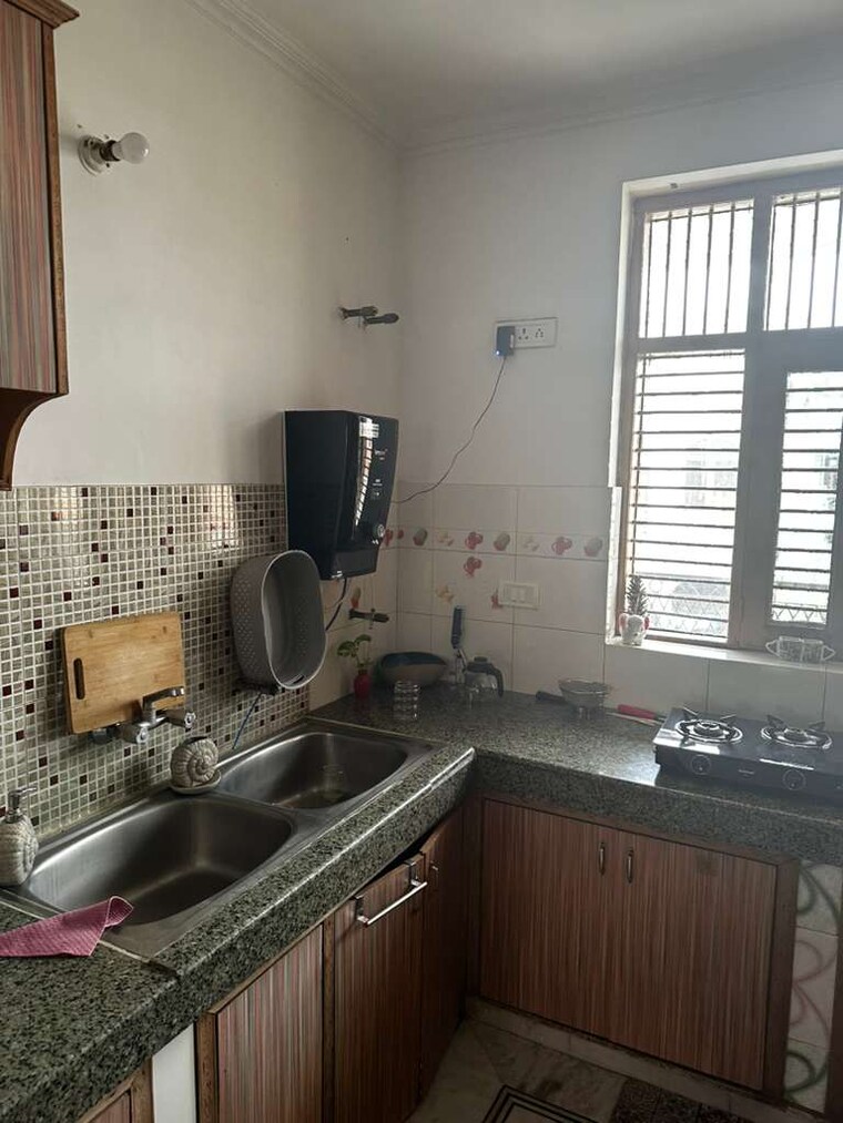 Kitchen, sector 21 1 Bedroom 700 Sq.Ft. Builder Floor In Sector 21 Gurgaon 9661057