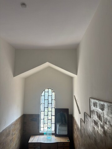 Furnished Amenities in 4 BHK Independent House at RWA Apartments Sector 40, Sector 40 – for Rent