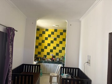 Team Area in 4 BHK Independent House at RWA Apartments Sector 40, Sector 40 – for Rent