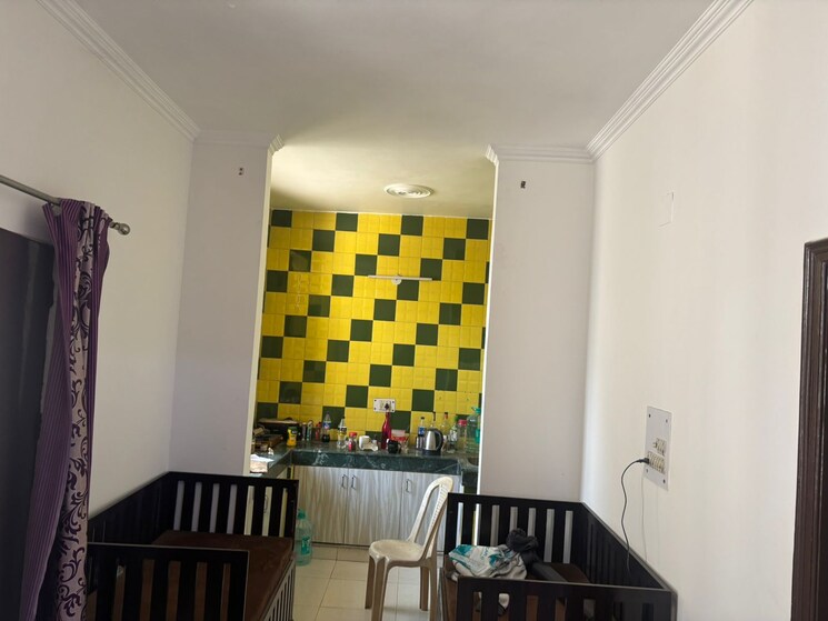 Team Area, rwa-apartments-sector-40 4 Bedroom 180 Sq.Mt. Independent House In Sector 40 Noida 9661066