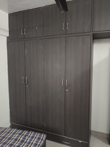 Furnished Amenities in 1 BHK Apartment at Gurukrupa Corner, Kharadi – for Rent