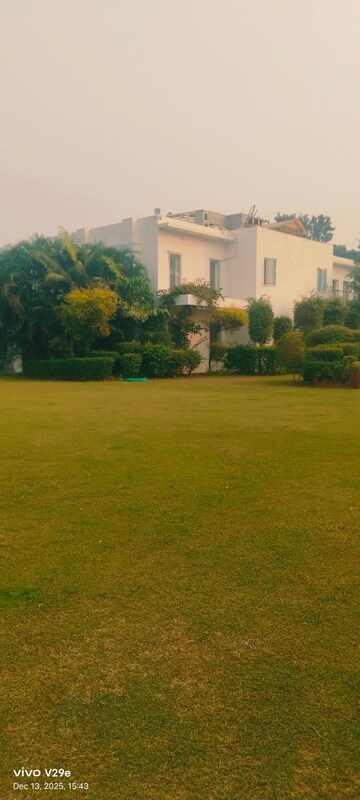 6+ BHK Independent House For Sale in Barakhamba Road