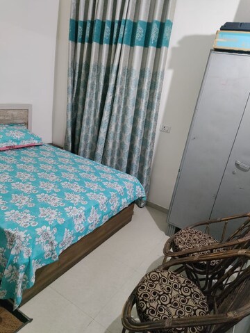 Bedroom in 3 BHK Apartment at Omaxe Heights Gomti Nagar, Gomti Nagar – for Rent