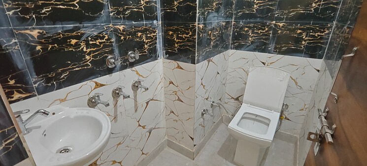 Balcony, mayur vihar phase 1 1 Bedroom 450 Sq.Ft. Builder Floor In Mayur Vihar Phase 1 Delhi 9661118