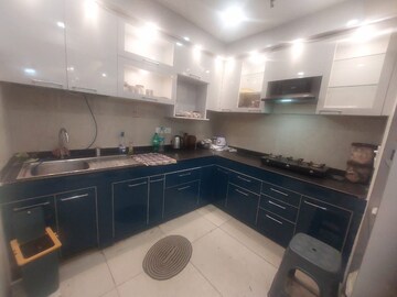 Kitchen in 3 BHK Apartment at Eldeco Trinity, Gomti Nagar – for Rent