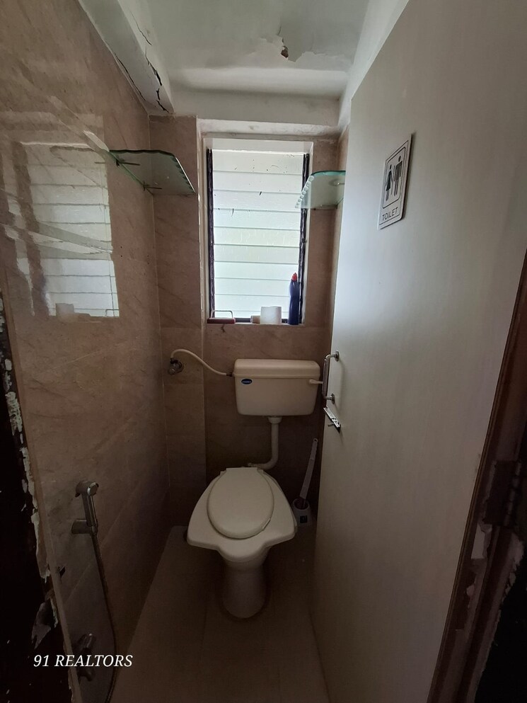 Bathroom, andheri west 1 Bedroom 510 Sq.Ft. Apartment In Andheri West Mumbai 9661132