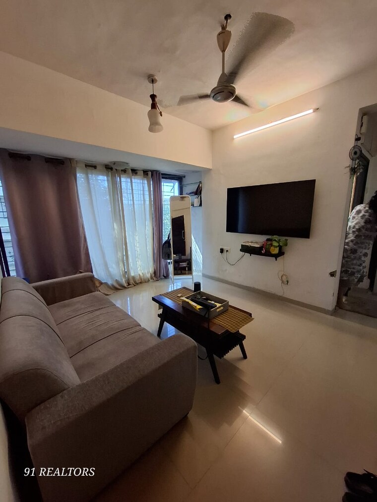 Living Room, andheri west 1 Bedroom 510 Sq.Ft. Apartment In Andheri West Mumbai 9661132