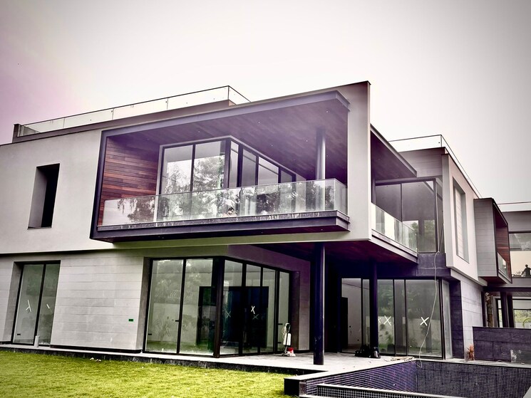 Exterior View, jor bagh 6 Bedroom 375 Sq.Yd. Independent House In Jor Bagh Delhi 9661120