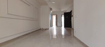 Building Lobby in 3.5 BHK Apartment at M3M Soulitude, Sector 89 – for Rent