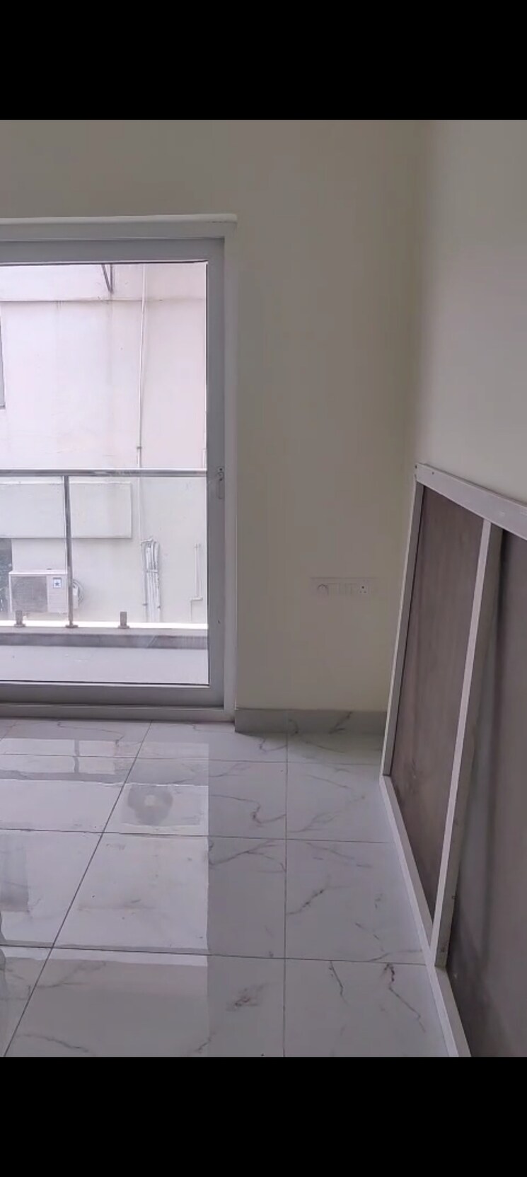 Room, nandi-fernville 3 Bedroom 2100 Sq.Ft. Apartment In Infantry Road Bangalore 9661211