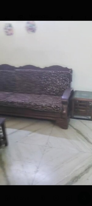 Bedroom in 2 BHK Builder Floor at Sector 48 – for Rent