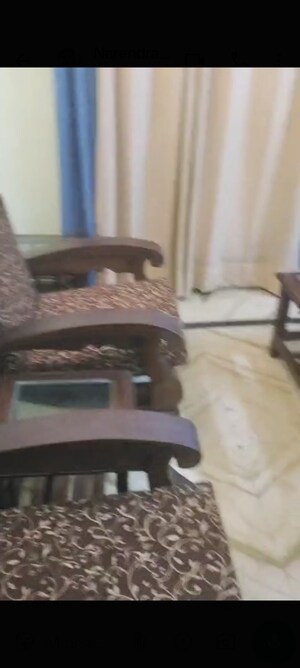 Parking in 2 BHK Builder Floor at Sector 48 – for Rent