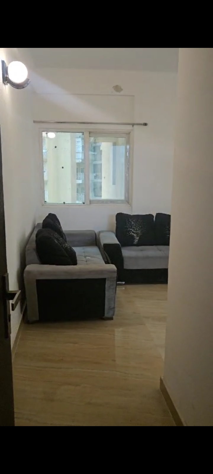 2 BHK + Extra Room Apartment For Rent in Migsun Twiinz