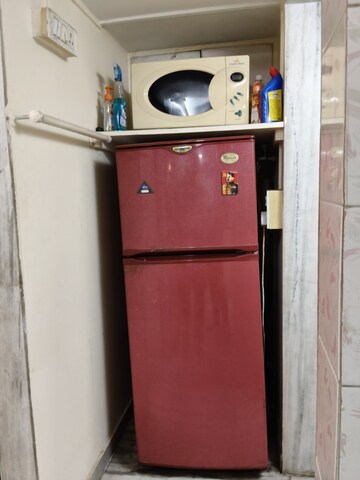 Furnished Amenities in 1.5 BHK Apartment at Krishna Galaxy Santacruz, Santacruz East – for Rent