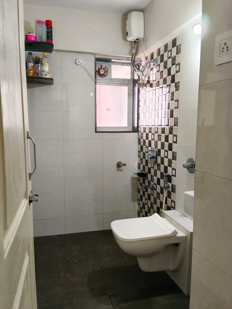 Bathroom, swaroop-residency 2.5 Bedroom 1200 Sq.Ft. Apartment In Ghatkopar East Mumbai 9661171