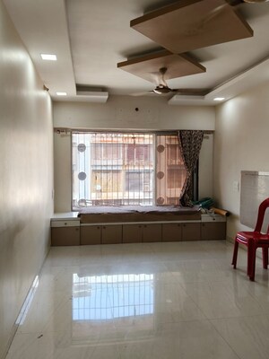 Living Room in 2.5 BHK Apartment at Swaroop Residency, Ghatkopar East – for Rent